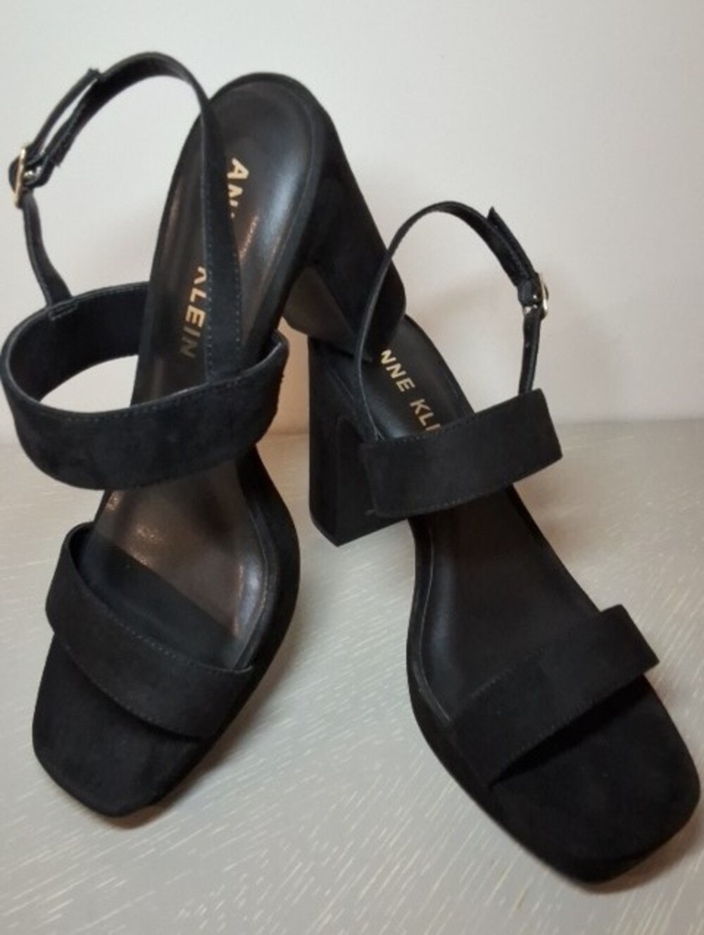 Anne Klein Black Block Heel Sandal Size 9 Slingback Worn Once